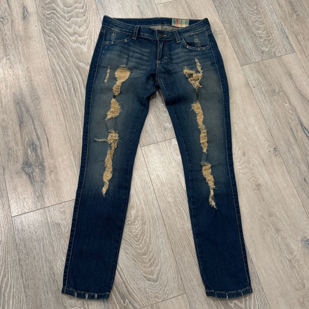 Siwy Hannah Slim Crop Denim with distressed detail